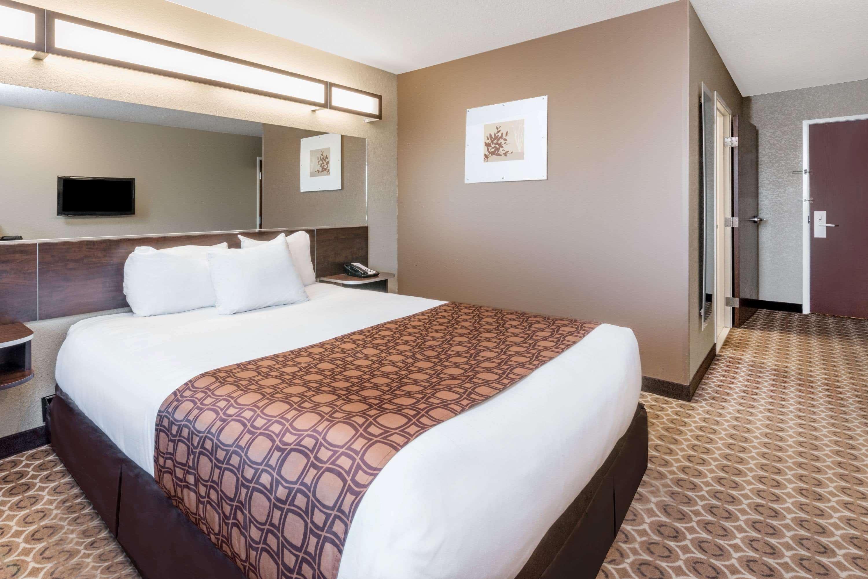 Microtel Inn & Suites By Wyndham Dickinson Buitenkant foto
