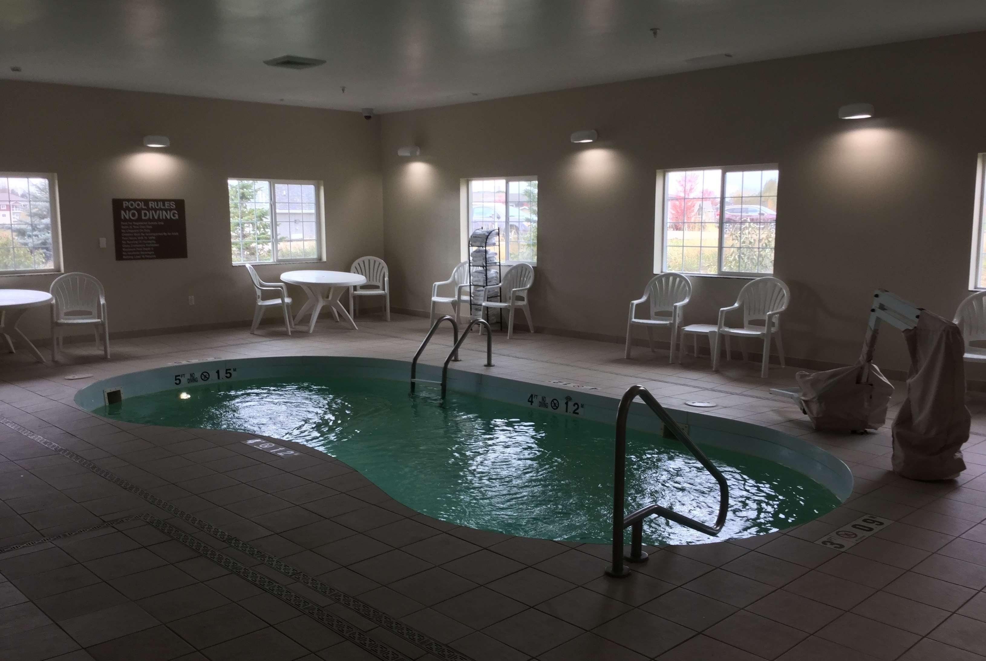 Microtel Inn & Suites By Wyndham Dickinson Buitenkant foto